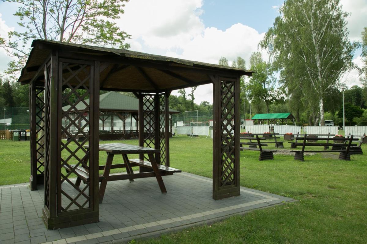 Camping Oaza Blonie Kornik Domki Standard - 3 Pokoje Luaran gambar