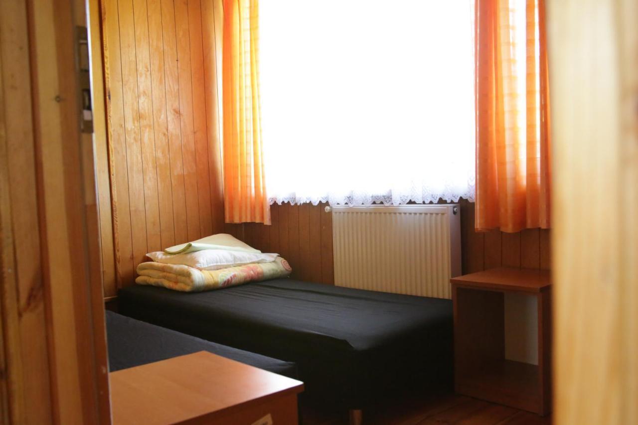 Camping Oaza Blonie Kornik Domki Standard - 3 Pokoje Luaran gambar