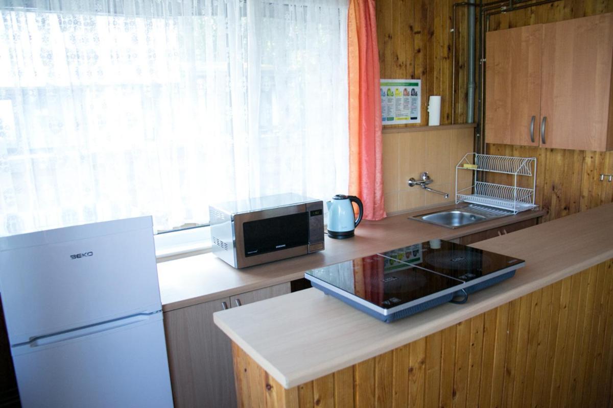 Camping Oaza Blonie Kornik Domki Standard - 3 Pokoje Luaran gambar