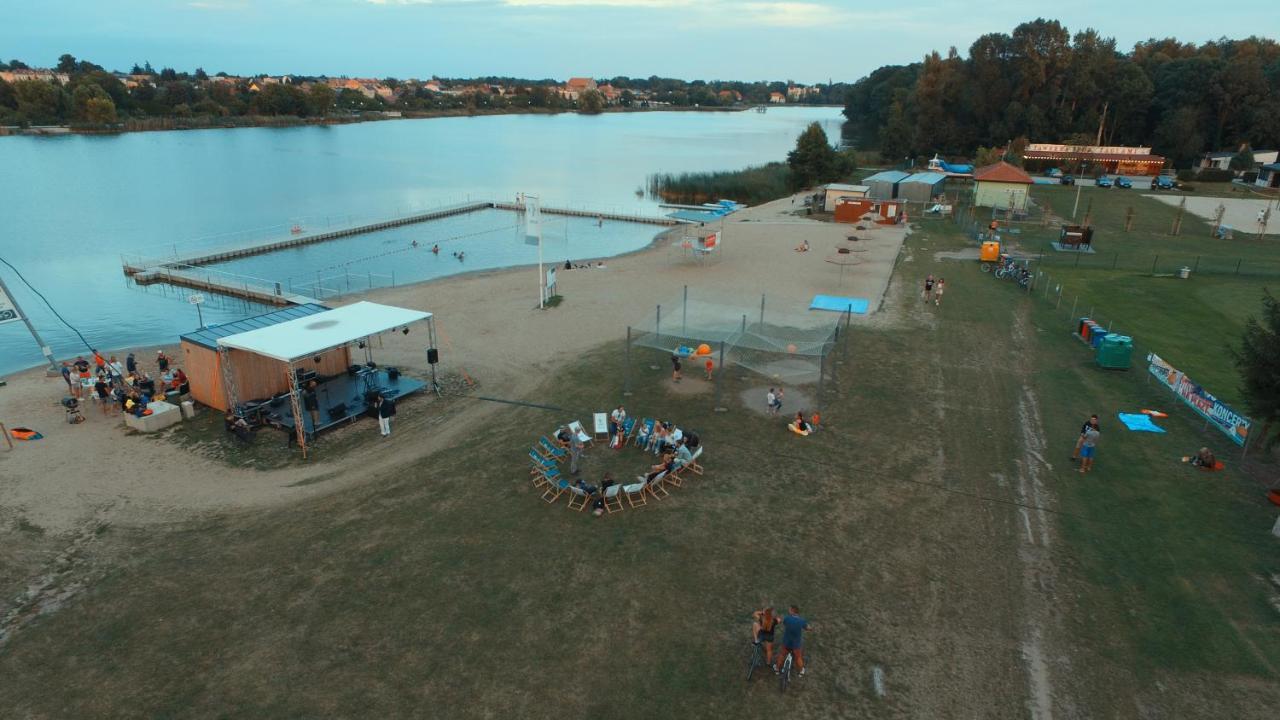 Camping Oaza Blonie Kornik Domki Standard - 3 Pokoje Luaran gambar