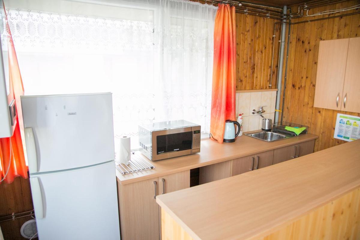 Camping Oaza Blonie Kornik Domki Standard - 3 Pokoje Luaran gambar