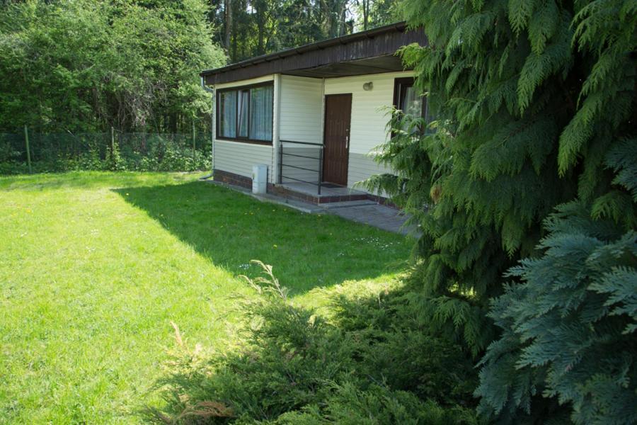 Camping Oaza Blonie Kornik Domki Standard - 3 Pokoje Luaran gambar
